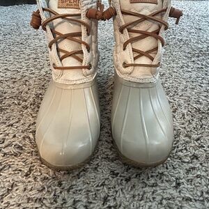 Sperry Women's Boots with Tan Interior